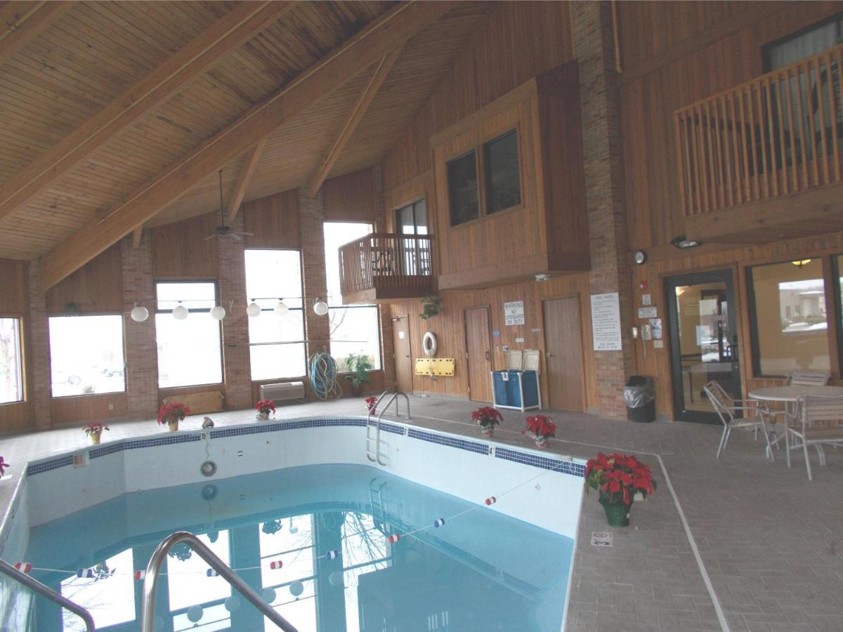 Royalton Inn And Suites, Wilmington,Ohio Екстер'єр фото