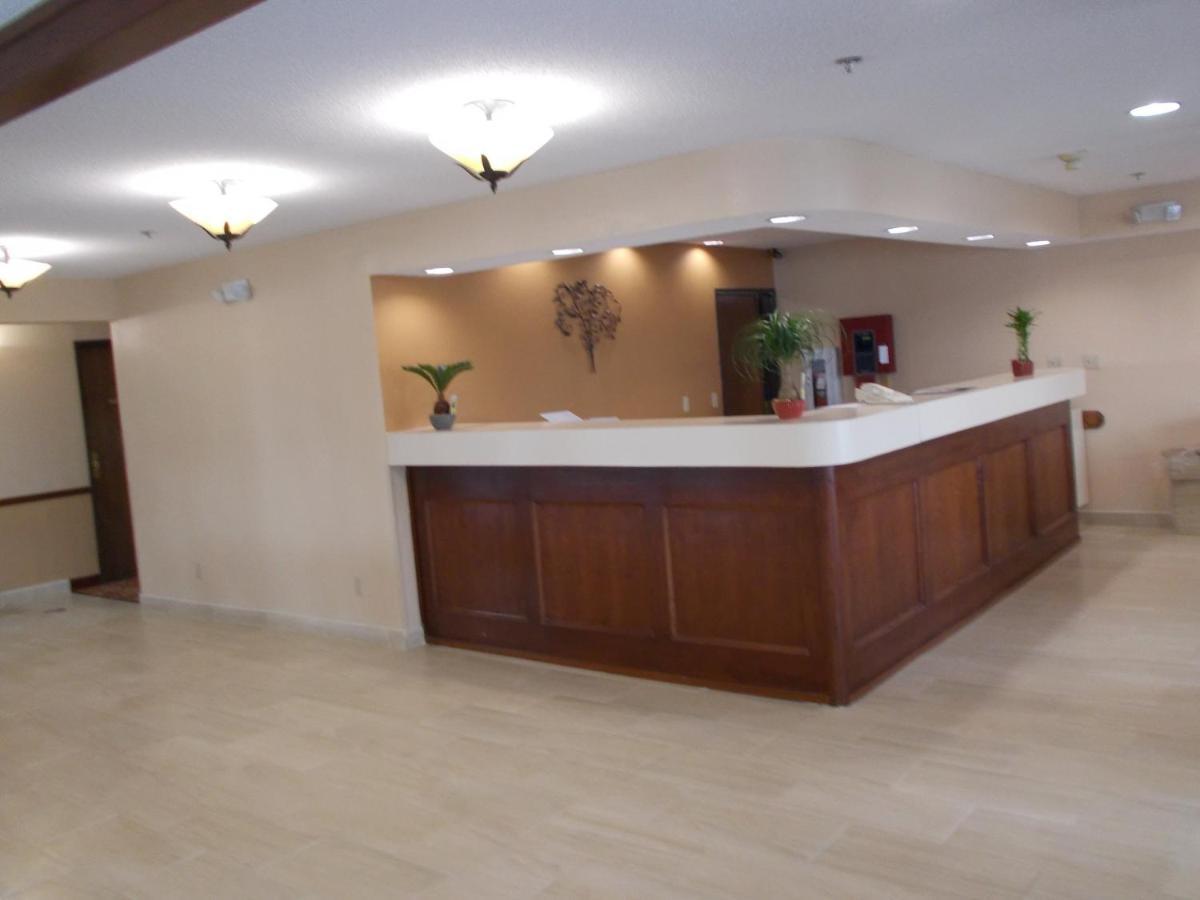 Royalton Inn And Suites, Wilmington,Ohio Екстер'єр фото