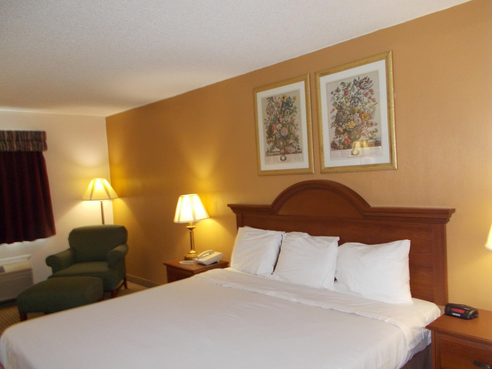 Royalton Inn And Suites, Wilmington,Ohio Екстер'єр фото